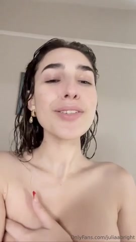 Julia Bright Tits Handbra Video Leaked